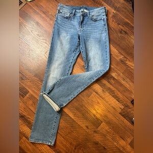 Lucky Brand Sweet Straight leg womens Jeans with Distressed Look. Size 10 / 30